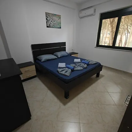 Adam Apartment Golem (Tirana)
